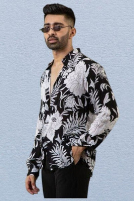 SHFASHION Men Printed Casual Black, White Shirt
