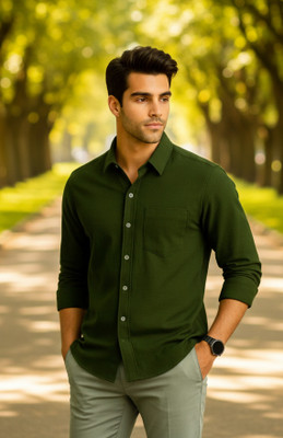 uth republic Men Solid Casual Green Shirt