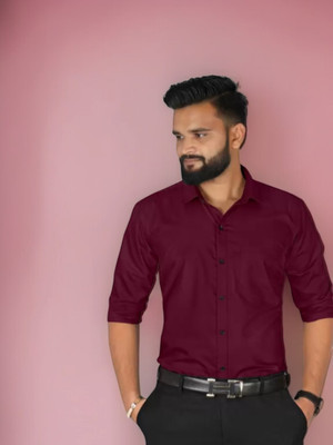 HENDRIX FASHION Men Solid Casual Maroon Shirt