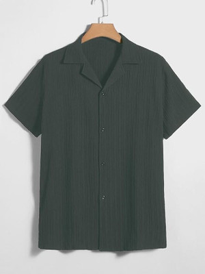 Leriya Fashion Men Striped Casual Dark Green Shirt
