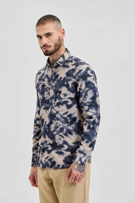 Snitch Men Printed Casual Beige, Dark Blue Shirt