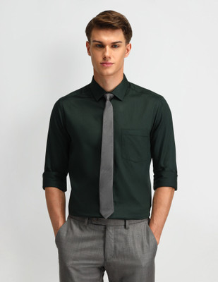 ARROW Men Solid Formal Green Shirt