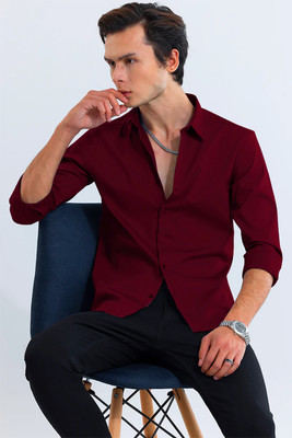 SAADIWALA Men Solid Casual Maroon Shirt