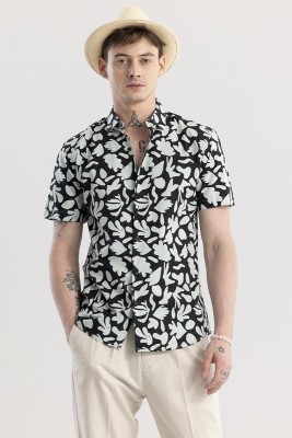 Snitch Men Printed Casual Green Shirt