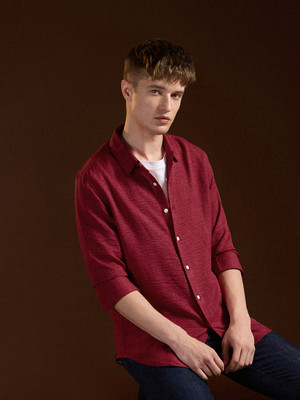 THE BEAR HOUSE Men Solid Casual Red Shirt