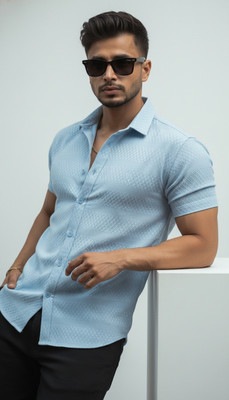 SEVENTEENSTITCH Men Solid, Self Design Casual Light Blue Shirt