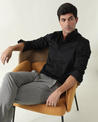 Tanip Men Solid Casual Black Shirt