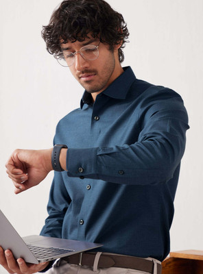 Andamen Men Solid Formal Blue Shirt