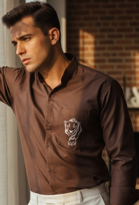 Surhi Men Checkered Casual Brown Shirt