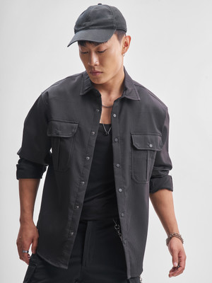 HIGHLANDER Men Solid Casual Black Shirt