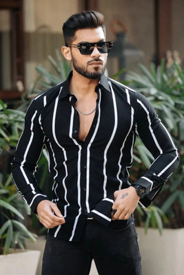 M5STUDIO Men Solid Casual Black Shirt