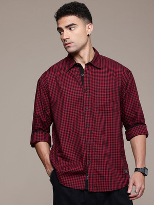 Roadster Men Checkered Casual Red Shirt