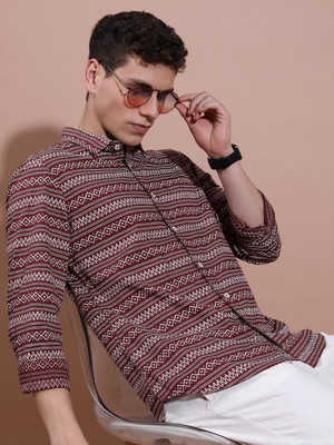 HIGHLANDER Men Printed Casual Maroon, White Shirt