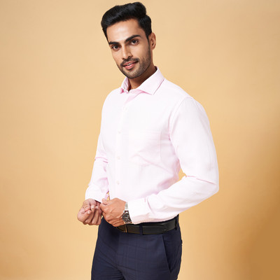 Byford by Pantaloons Men Solid Formal Pink Shirt