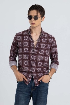 Snitch Men Printed Casual Red Shirt
