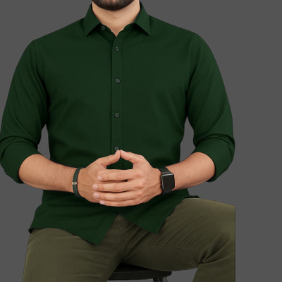 CLOSWIF Men Solid Casual Green Shirt