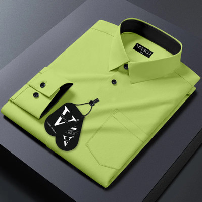 VIVESCO Men Solid Casual Green Shirt