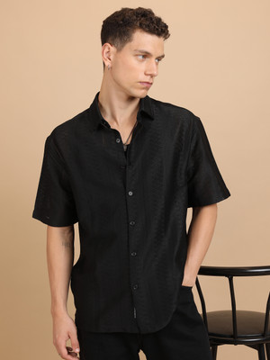 HIGHLANDER Men Solid Casual Black Shirt