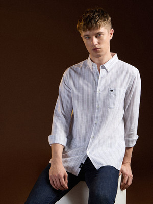 THE BEAR HOUSE Men Striped Casual White Shirt