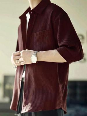 AMORE FASHION Men Self Design Casual Maroon Shirt