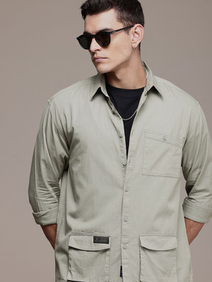 Roadster Men Solid Casual Green Shirt