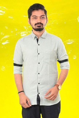PUBHIZA Men Checkered Casual Green Shirt