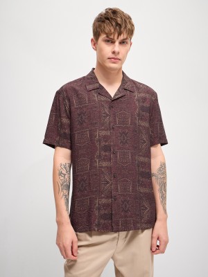 THE BEAR HOUSE Men Self Design Casual Maroon Shirt