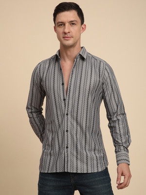 Voroxy Men Striped Casual Grey Shirt