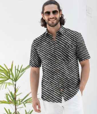 Magic Looks Men Printed Casual Black Shirt