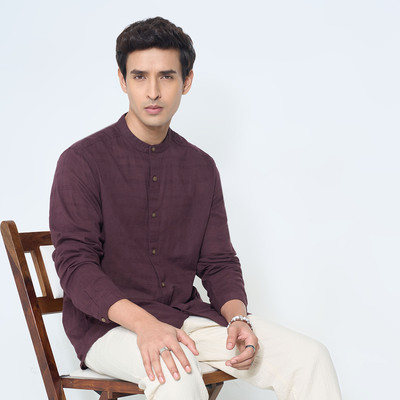 7 Alt by Pantaloons Men Solid Casual Grey Shirt