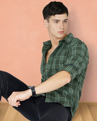 EIGHTEEN UP Men Checkered Casual Green Shirt