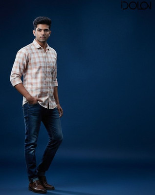 Idolon Clothing Men Checkered Casual Cream Shirt