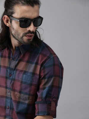 Roadster Men Checkered Casual Maroon Shirt