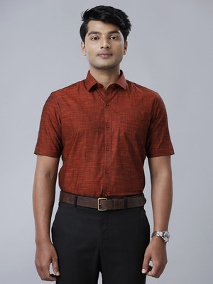 Ramraj Cotton Men Self Design Formal Maroon Shirt