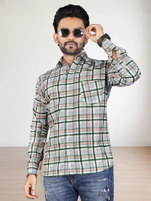 ISUEL FAB Men Checkered Casual Green Shirt