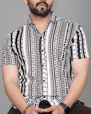 Tyzlo Men Printed Casual Black, White Shirt