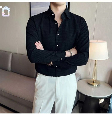 VASTRAM TREND Men Solid Casual Black Shirt