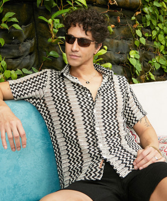 CAMPUS SUTRA Men Solid Casual Multicolor Shirt