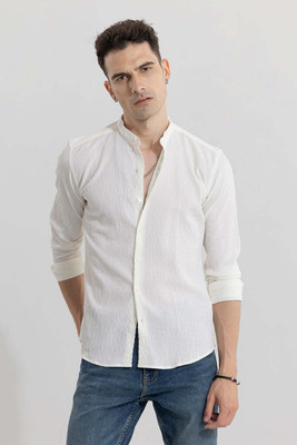 Snitch Men Solid Casual White Shirt