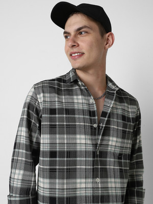 VASTRADO Men Checkered Casual Dark Green Shirt
