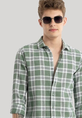 Jai Textiles Men Checkered Casual Green Shirt