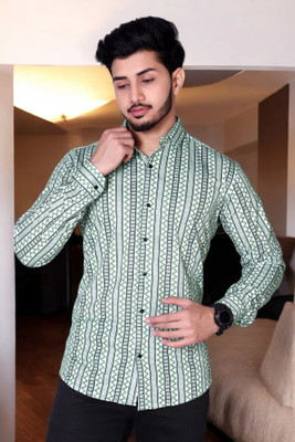 gurukrupa creation Men Printed Casual Green Shirt