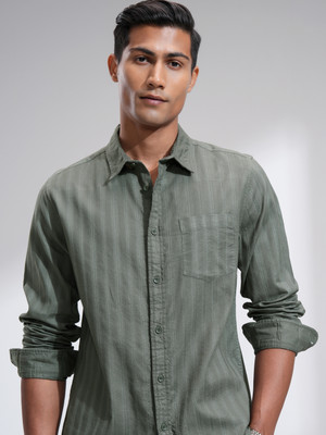 HIGHLANDER Men Striped Casual Green Shirt