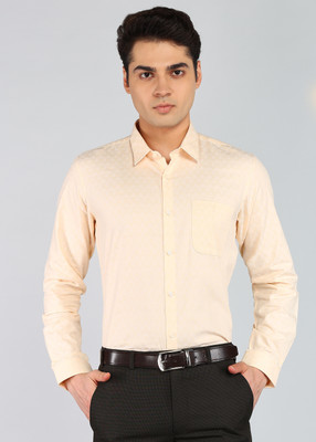 PETER ENGLAND Men Checkered Casual Yellow Shirt