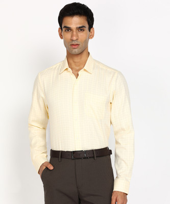 PETER ENGLAND Men Checkered Formal Cream Shirt