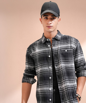 HIGHLANDER Men Checkered Casual Black Shirt