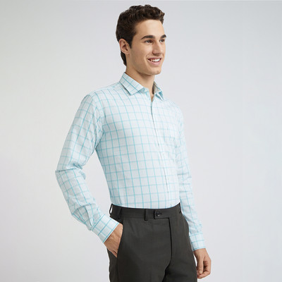 PARK AVENUE Men Checkered Formal Light Blue Shirt