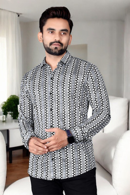 GCFAB Men Printed Casual Black, White Shirt