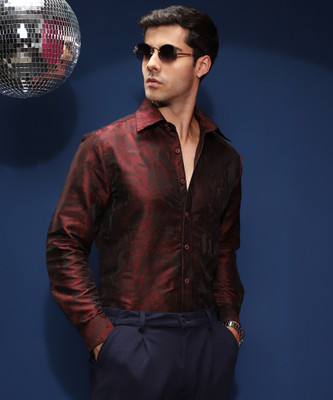 CAMPUS SUTRA Men Self Design Casual Red Shirt