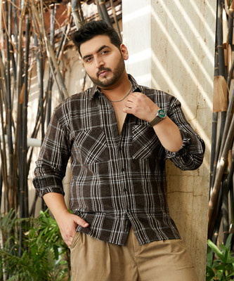 Instafab Plus Men Checkered Casual Black, White Shirt